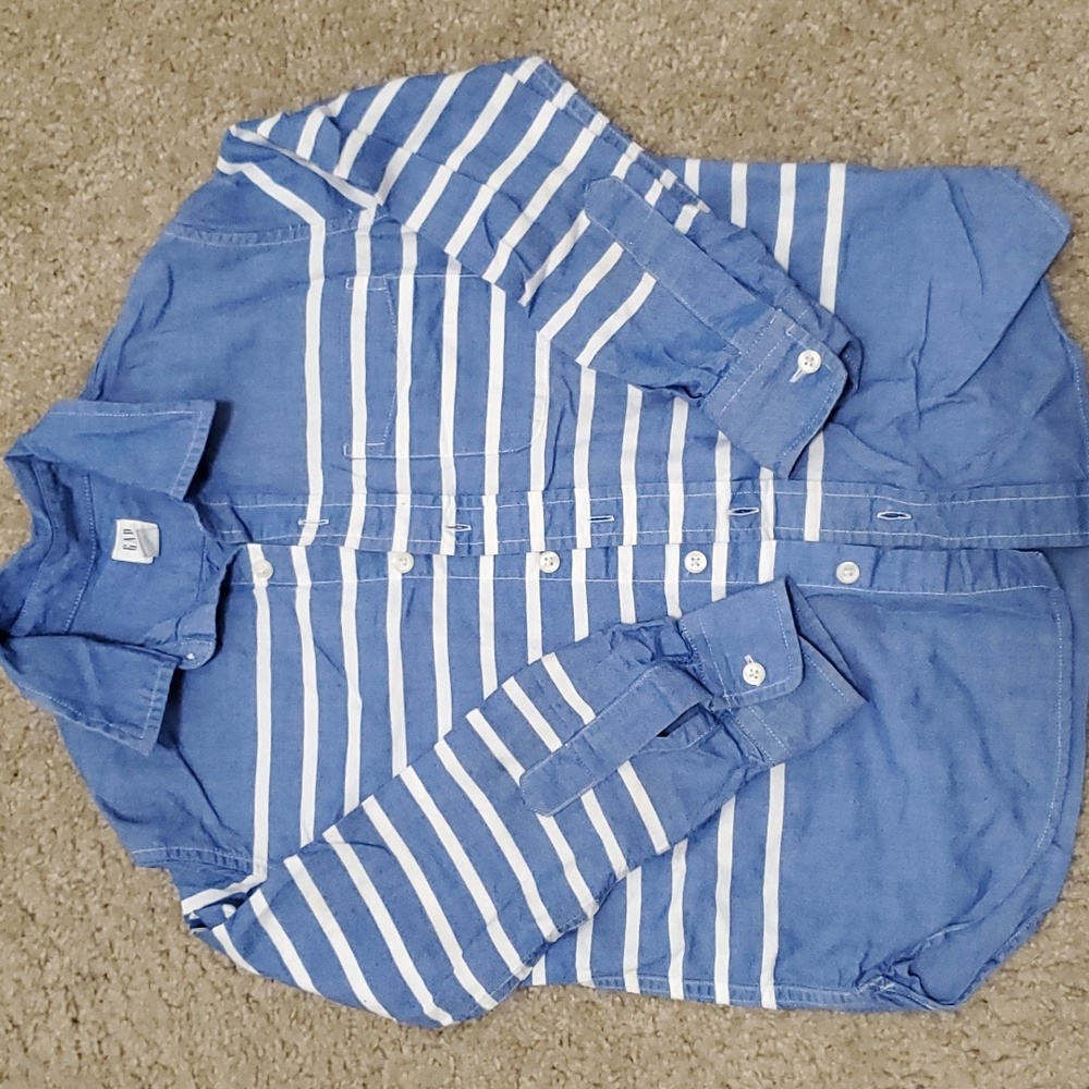 BOYS button down shirt